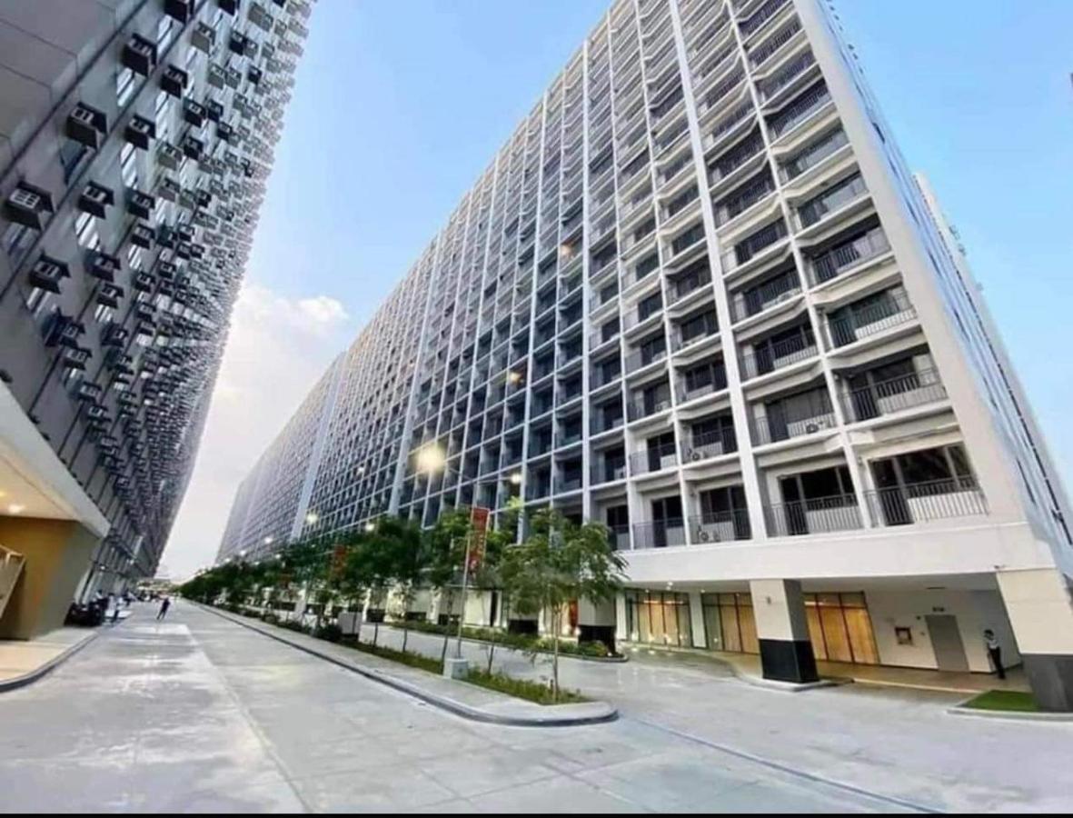 Deluxe Suites Razelles 2 At Shore 2 Residences Tower 1 Pasay Exterior foto